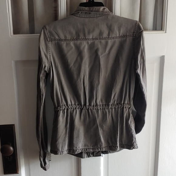 Max Studio Jacket - Picture 6 of 6